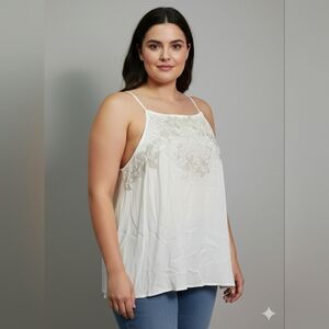 Eyeshadow Women's White Floral Embroidered Tank Top Size XL EUC